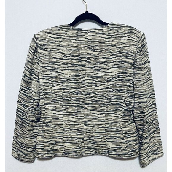 Adrianna Papell Animal Print Top Womens Size 12 100% Silk Button Front Jacket - Picture 3 of 5